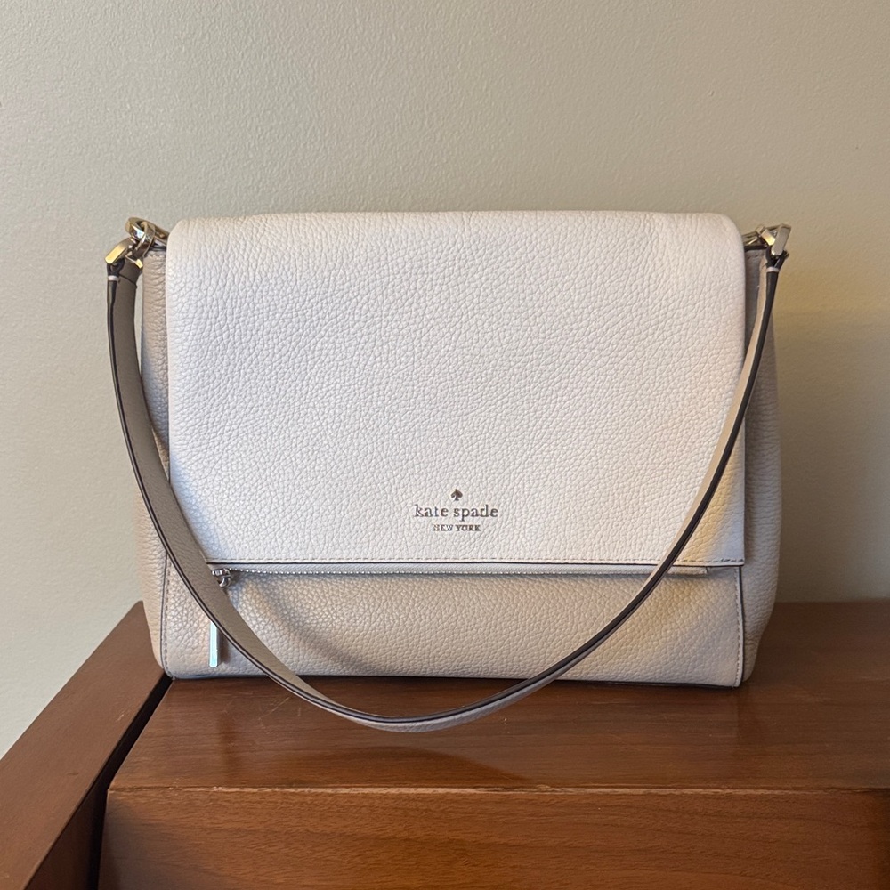 Kate Spade Cream and White Shoulder Bag